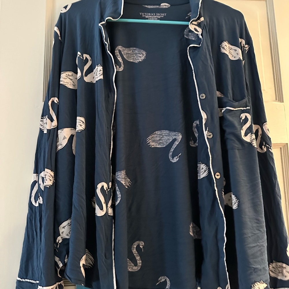 Victoria's Secret Navy Blue Sweater